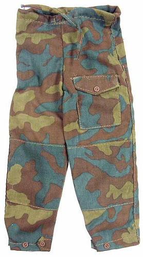 Gustav Nafziger - Camo Pants