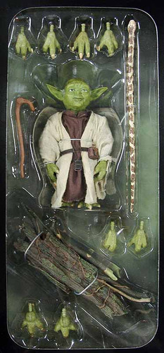 Star Wars: Yoda (ESB) - Boxed Figure