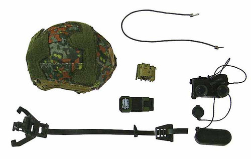 Kommando Spezialkrafte - Helmet w/ Accessories