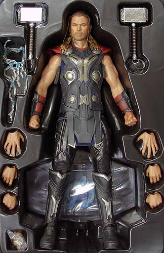 Avengers 2: AOU: Thor - Boxed Figure