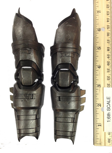 Batman v Superman: Armored Batman - Leg Armor w/ Knee Armor