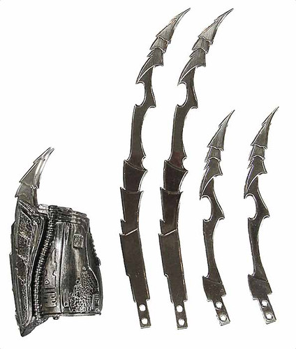 Scar Predator V2 - Gauntlet w/ Blades (Metal Blades) (AS-IS See Note)