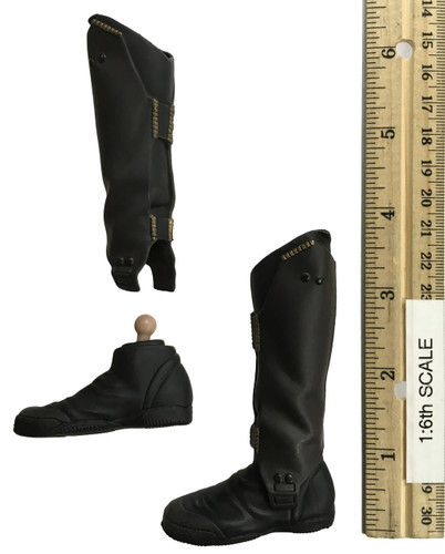 Thor: Ragnarok - Loki - Boots w/ Leggings (Ball Joints)