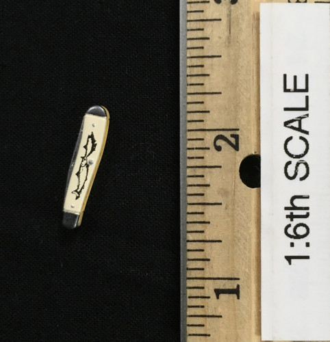 The Silence of the Lambs: Hannibal Lecter (White Prison Uniform Version) - Pocket Knife (Opens)