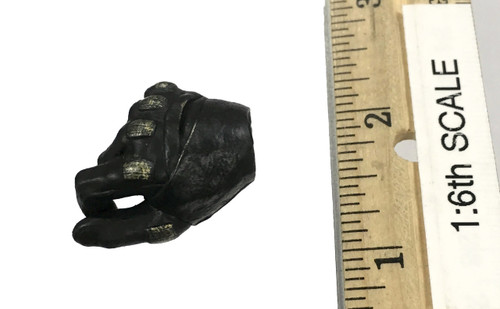 Justice League: Batman (Tactical Batsuit Version) - Right Tight Gripping Hand