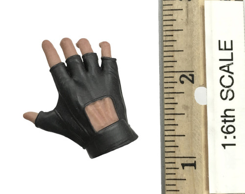 The Other Shadow - Right Gloved Wide Grip Hand