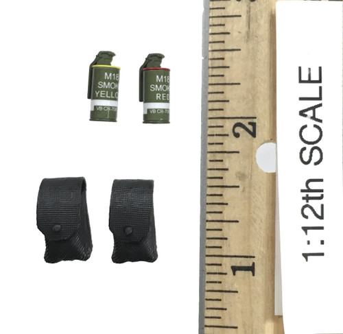 Delta Force Team Leader 1993 Somalia (1/12 Scale) - Smoke Grendes (M18) w/ Pouches