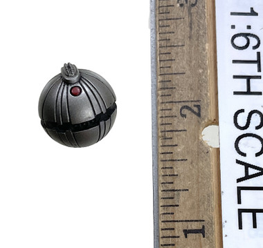 The Clone Wars: Clone Commander Wolffe - Thermal Detonator - Toy Anxiety