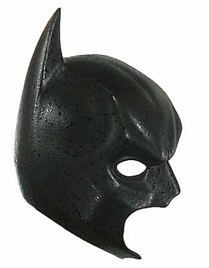 Dark Knight Rises: Bane - Broken Batman Mask - Toy Anxiety