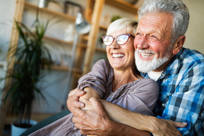 CBD for Seniors: Safety, Benefits, & Products 