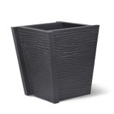 Bois Planter
RT-P03-SQ2626
Shown in Iron