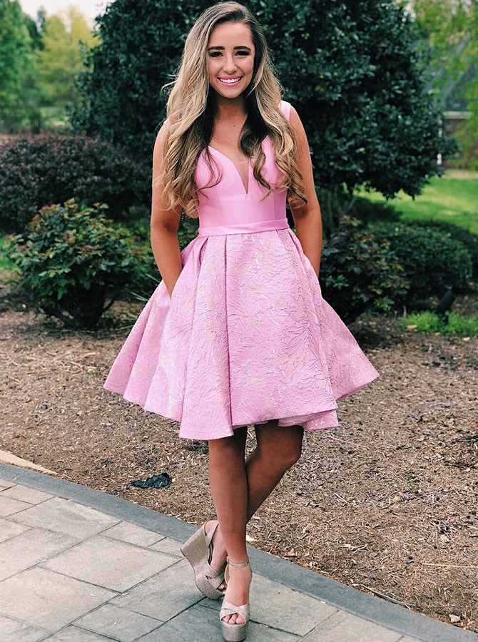 open lace back dress A-Line V-Neck Sage Green Pleated Short Homecoming Dress-Fancyvestido –  FancyVestido main image 1