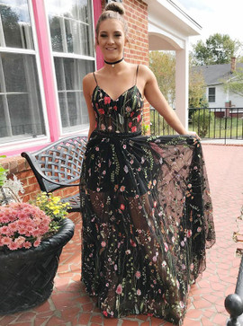 A-Line Spaghetti Straps Floral Embroidery Black Lace Prom Dress
