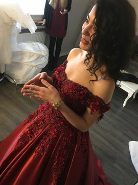 Burgundy Beading Appliques Ball Gown Off-the-Shoulder Prom Dress 