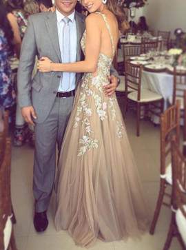 Appliques Floral A-Line Deep V-Neck Champagne Tulle Prom Dress