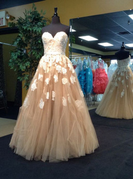 A-Line Sweetheart Sash Appliques Champagne Prom Dress 