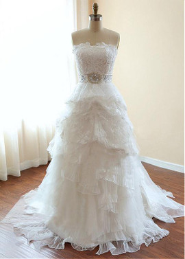 Tulle  Lace Strapless  A-Line Wedding Dress With Lace