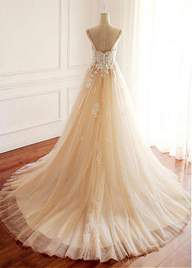 Tulle Spaghetti Straps Champagne A-line Wedding Dress With Lace