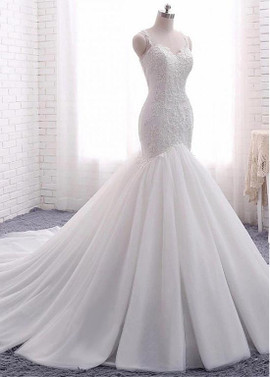  Tulle Spaghetti Straps Beading Backless Mermaid Wedding Dress