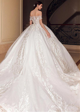  Tulle Off-the-shoulder Lace Appliques Ball Gown Wedding Dress