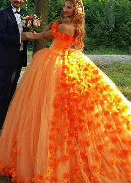 Orange Off-the-shoulder  Ball Gown Quinceanera Dress With Handmade Flowers