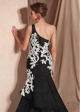 Satin One Shoulder Black Mermaid Prom Dresses With Appliques