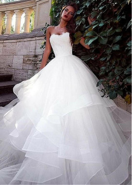 Lace Appliques Tulle Sweetheart Ball Gown Wedding Dress