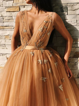Gold Tulle A-Line V-Neck Backless Homecoming Dress with Appliques