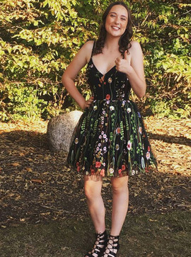 Short Black A-Line Spaghetti Straps Lace Homecoming Dress