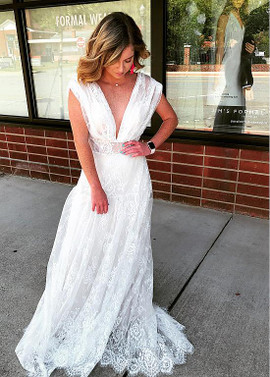 Cheap 2019 Tulle & Lace V-neck  Beadings A-line Wedding Dress