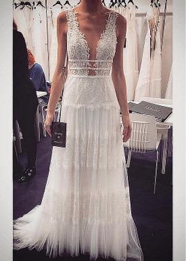 Tulle V-neck Long A-line Wedding Dresses With Lace Appliques