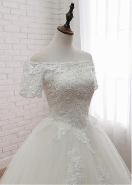 Short Sleeve Tulle Off-the-shoulder Ball Gown Wedding Dress