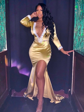 Gold Trumpet Mermaid Beading V-neck Long Sleeves Satin Prom Dresses