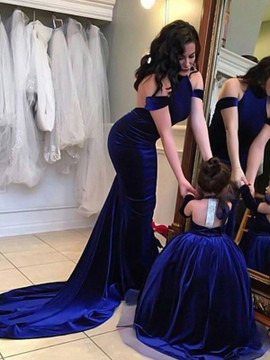 Cheap 2019 Blue Sheath Column Halter Sleeveless Sweep/Brush Train Ruffles Velvet Prom Dresses