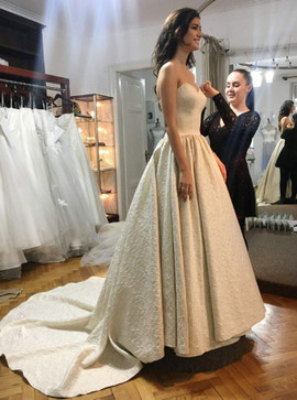 Shop Cheap A-Line Sweetheart Court Train Light Champagne Wedding Dress