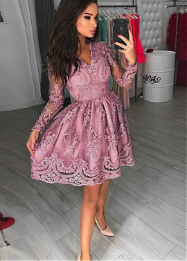 Shop Cheap Pink Long Sleeve Tulle V-neck Lace Appliques Short A-line Homecoming Dress