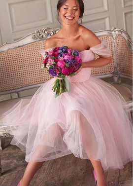 Shop Short Romantic Tulle Off The Shoulder Pink Pleats A-line Bridesmaid Dresses from Annakoo
