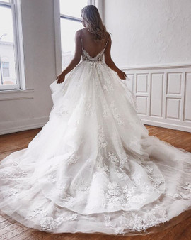 Looking For Gorgeous Sexy Spaghetti Straps Lace Appliques Puffy Tulle Wedding Dress Under 200