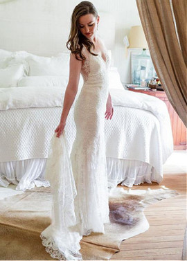 Lace Appliques Tulle V-neck Mermaid Wedding Dress