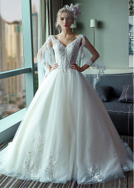  Tulle V-neck Neckline Ball Gown Wedding Dress With Long Sleeve