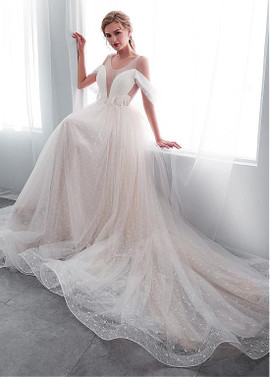 Tulle  Scoop Beading  A-line Wedding Dress With Feathers 