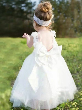 Bowknot Ball Gown Scoop Backless White Tulle Flower Girl Dress