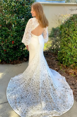  Long Sleeve Off White Tulle Mermaid V Neck Wedding Dress