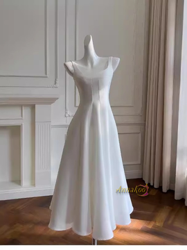 Shop 2024 ANNAKOO Straps Square Red Satin Tea Length Homecoming Dress Under 98