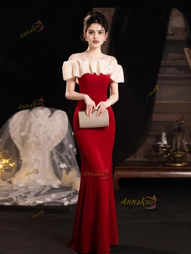 Burgundy Off The Shoulder Trumpet Mermaid Velvet Prom Dress