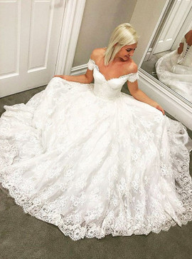 Off-the-Shoulder A Line Lace-up Lace Wedding Dress