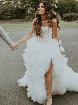 Split Asymmetric A-Line Strapless Wedding Dress With Appliques 