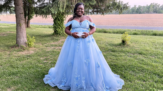 Is This Light Blue Prom Dress Worth the Hype? 