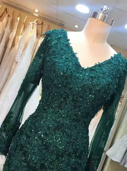 Long Sleeves Appliques Mermaid V-neck  Green Tulle Prom Dress