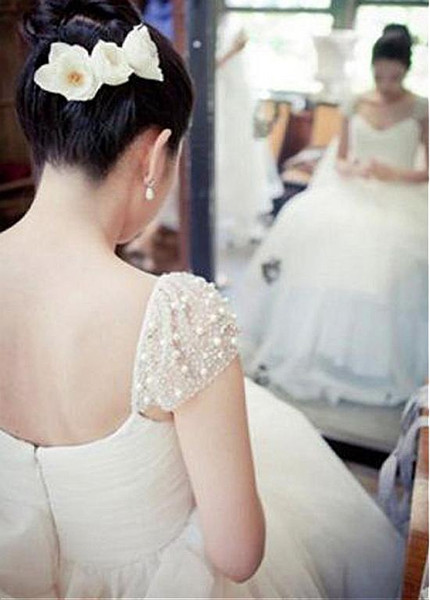 Cap Sleeve Tulle Scoop Neckline A-line Detachable Belt Wedding Dress 